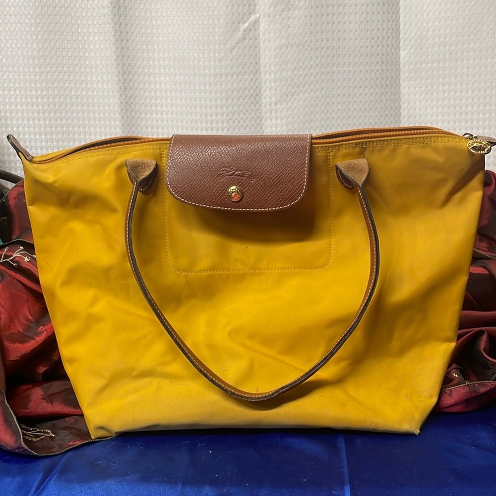 Longchamp Gold